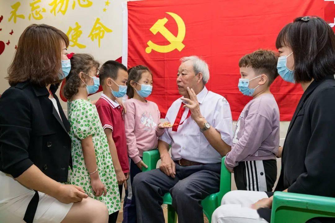 探索燕子爱在农村什么样的人家做窝?原因是什么呢?,加入知识星球平台!